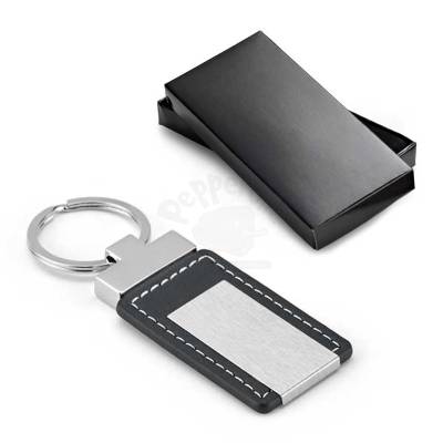 Chaveiro de Metal com Detalhe em Couro Sintético Personalizado