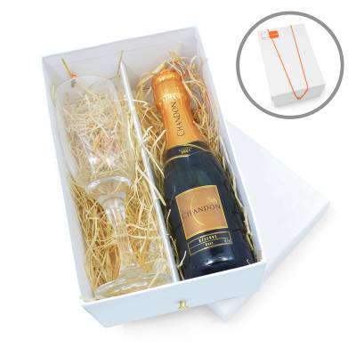 Kit Chandon Baby com Taça de Vidro e Caixa de Papelão Rígido Personalizado