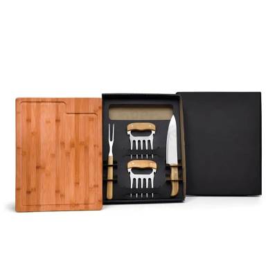 Kit Churrasco 5 Peças com Tábua de Bambu e Acessórios de Aço Inox Personalizado