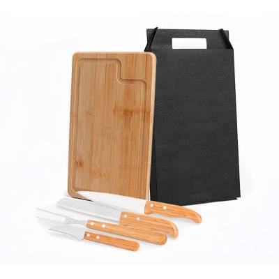 Kit Churrasco 6 Peças em Bambu com Tábua e Facas Personalizado